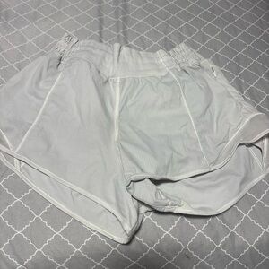 Lululemon hotty hots size 4 HR 2.5